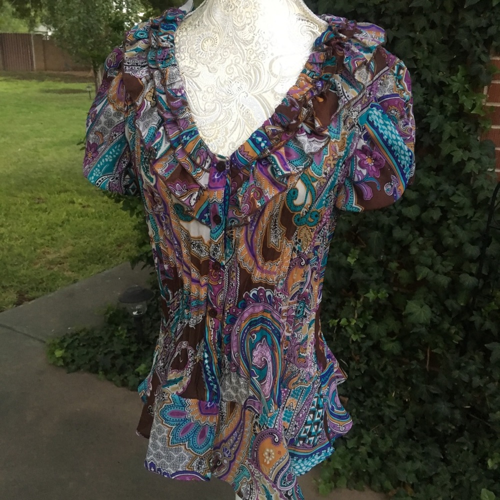 Sunny Leigh Short Sleeve Blouse